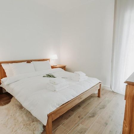 Apartament Jodelka Щирк Екстериор снимка