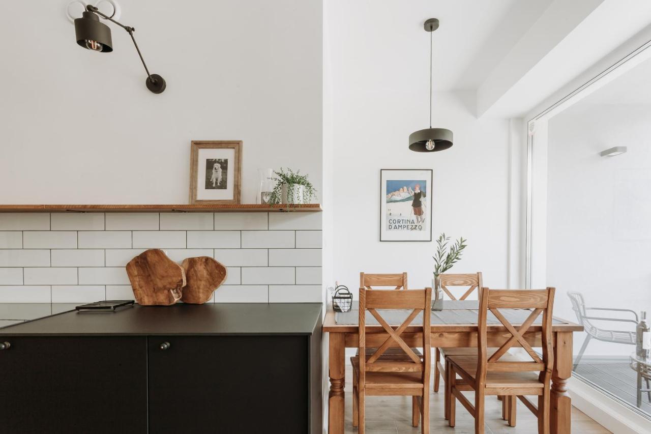 Apartament Jodelka Щирк Екстериор снимка
