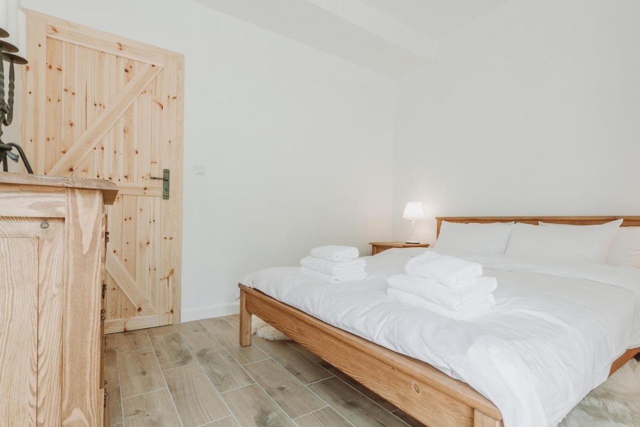 Apartament Jodelka Щирк Екстериор снимка